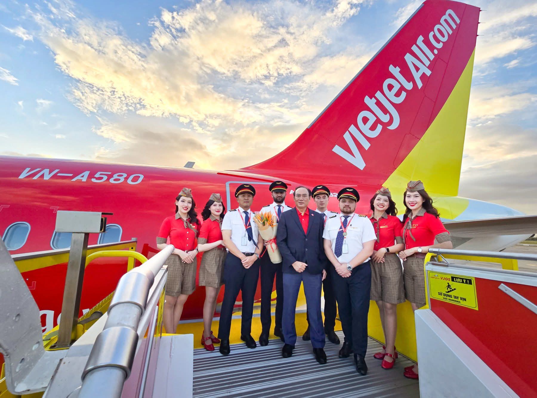 Vietjet-Air-lap-ky-luc-tiep-nhan-22-tau-bay-trong-chua-day-1-thang